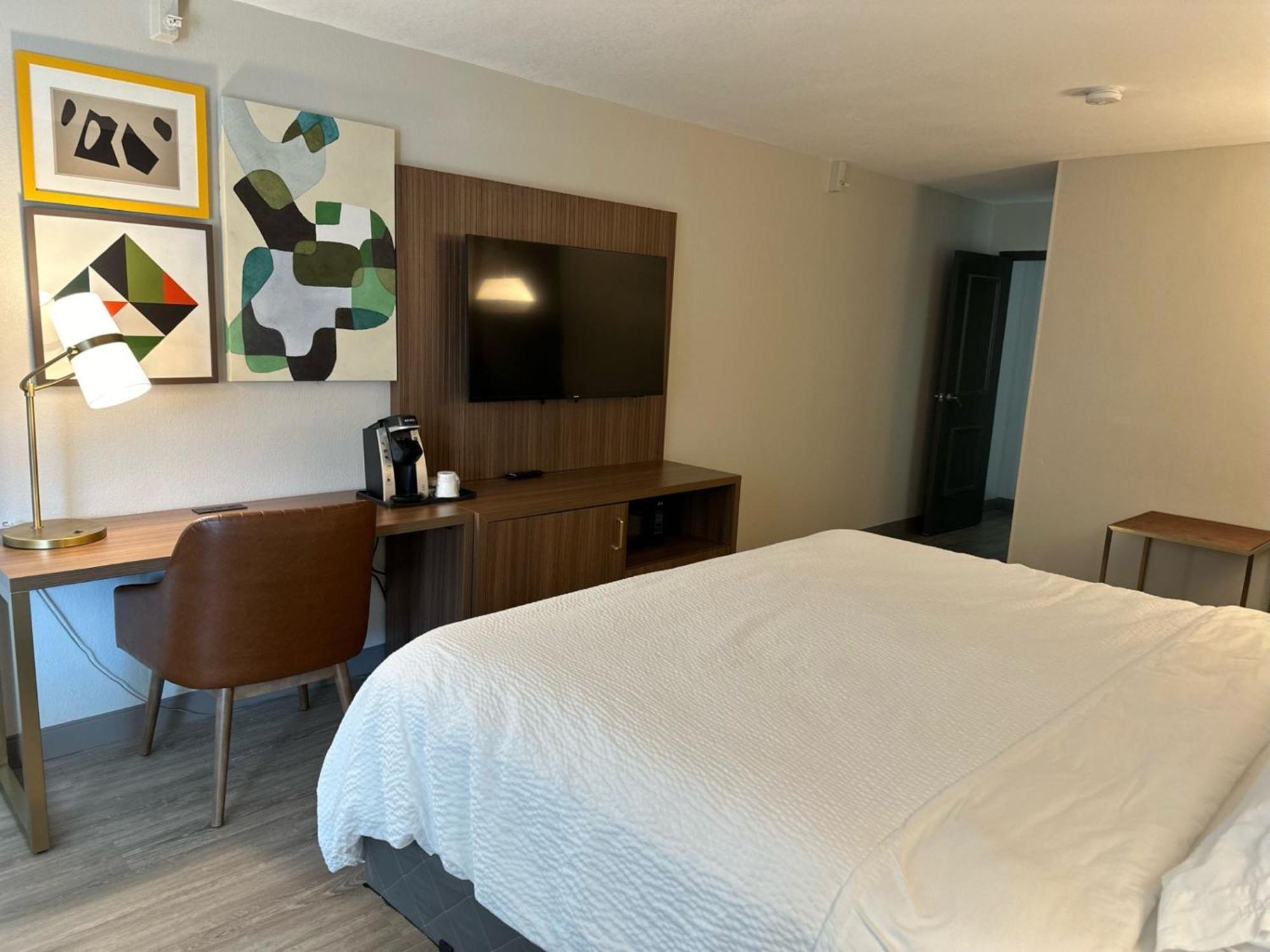 Holiday Inn Roanoke - Tanglewood Route 419 & I 581 By Ihg Экстерьер фото
